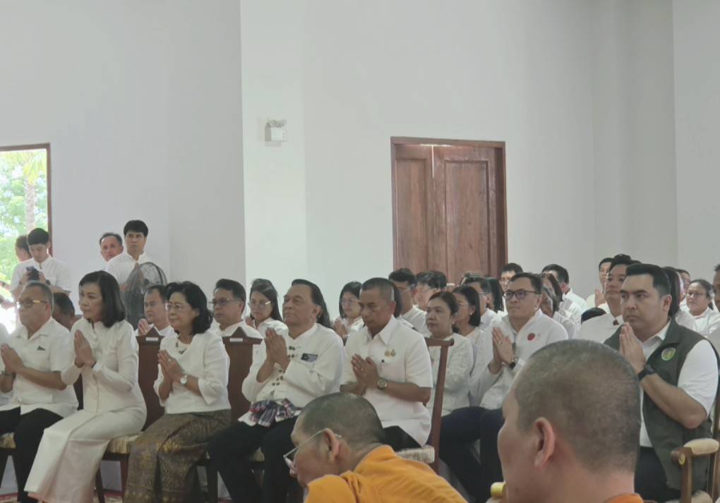 title - รองเลขาธิการ ส.ป.ก. ร่วมคณะ รมช.เกษตรฯ ทำบุญงานพืชสวนโลก พร้อมลงพื้นที่ตรวจเยี่ยม ส.ป.ก.อุดรธานี
